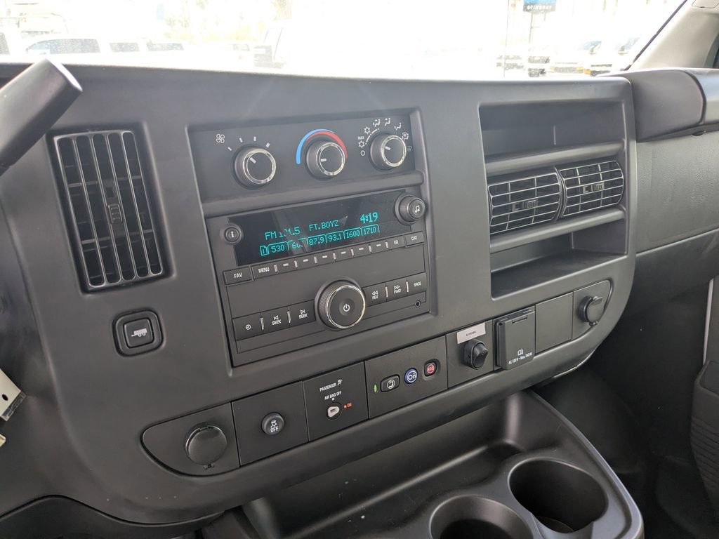 New 2025 Chevrolet Express 3500 w/ Power Convenience Package image 21