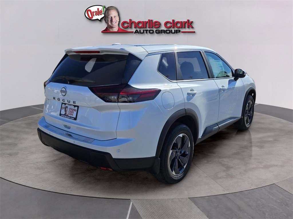 New 2026 Nissan Rogue SV image 6