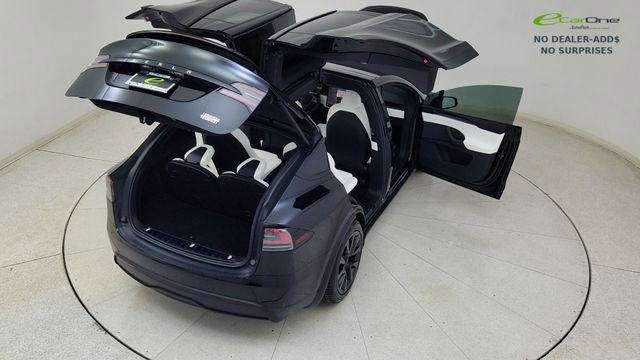 Used 2024 Tesla Model X Plaid image 92
