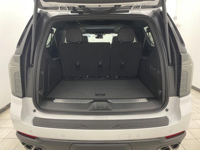 New 2026 Chevrolet Suburban RST image 13