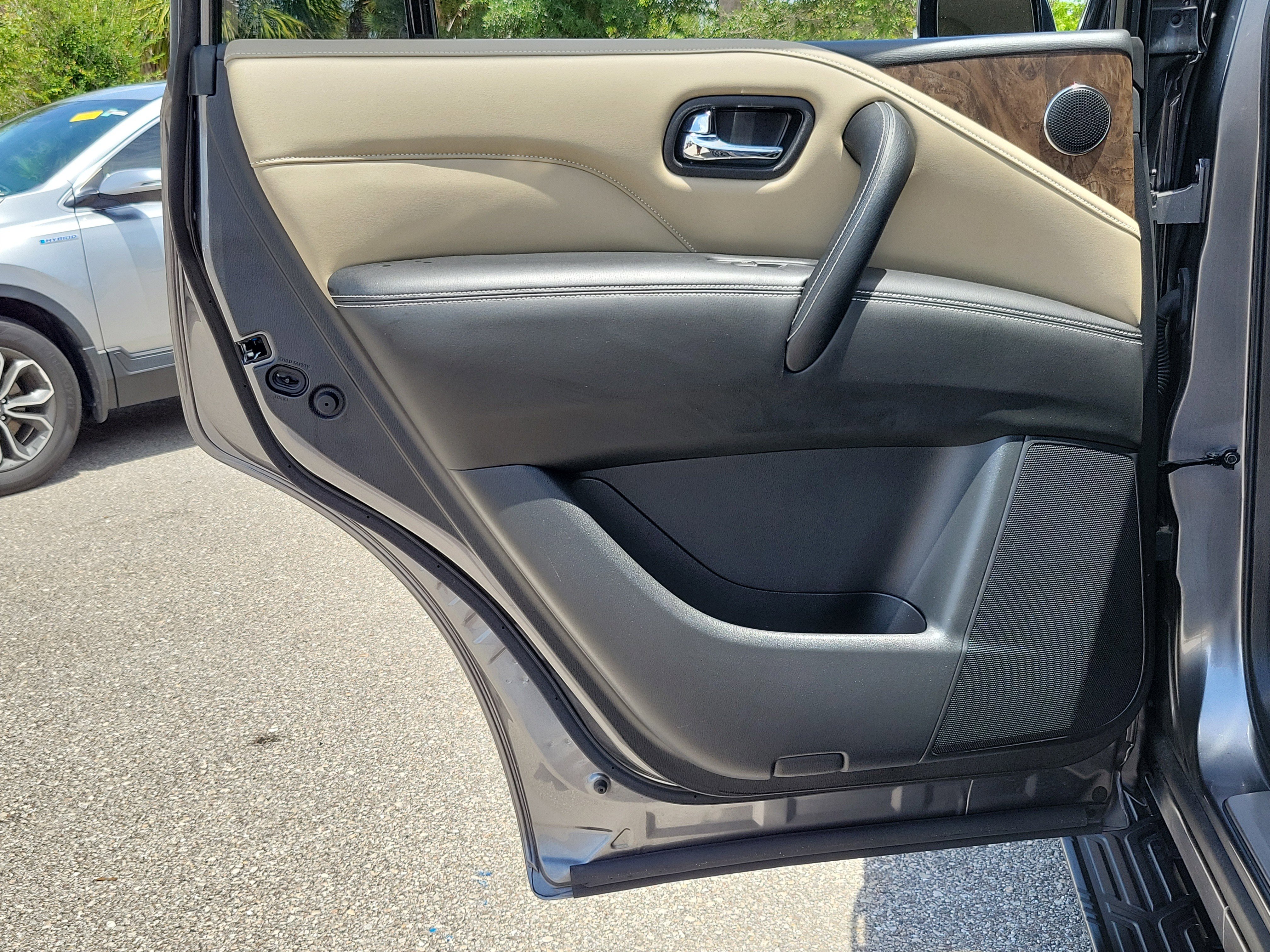 Used 2021 INFINITI QX80 Premium Select w/ Cargo Package RWD image 14