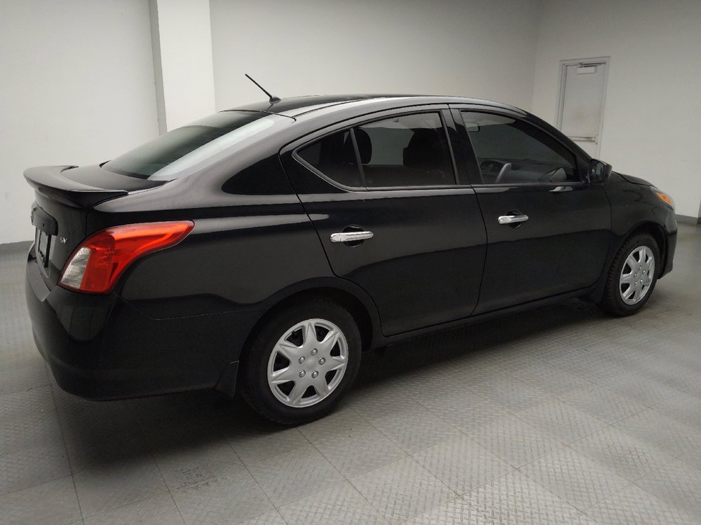 Used 2019 Nissan Versa SV FWD image 10