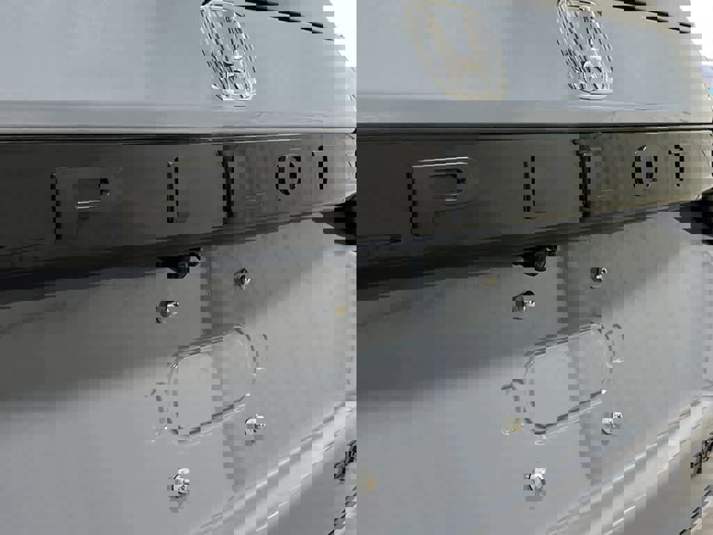 New 2025 Honda Pilot Black Edition image 6