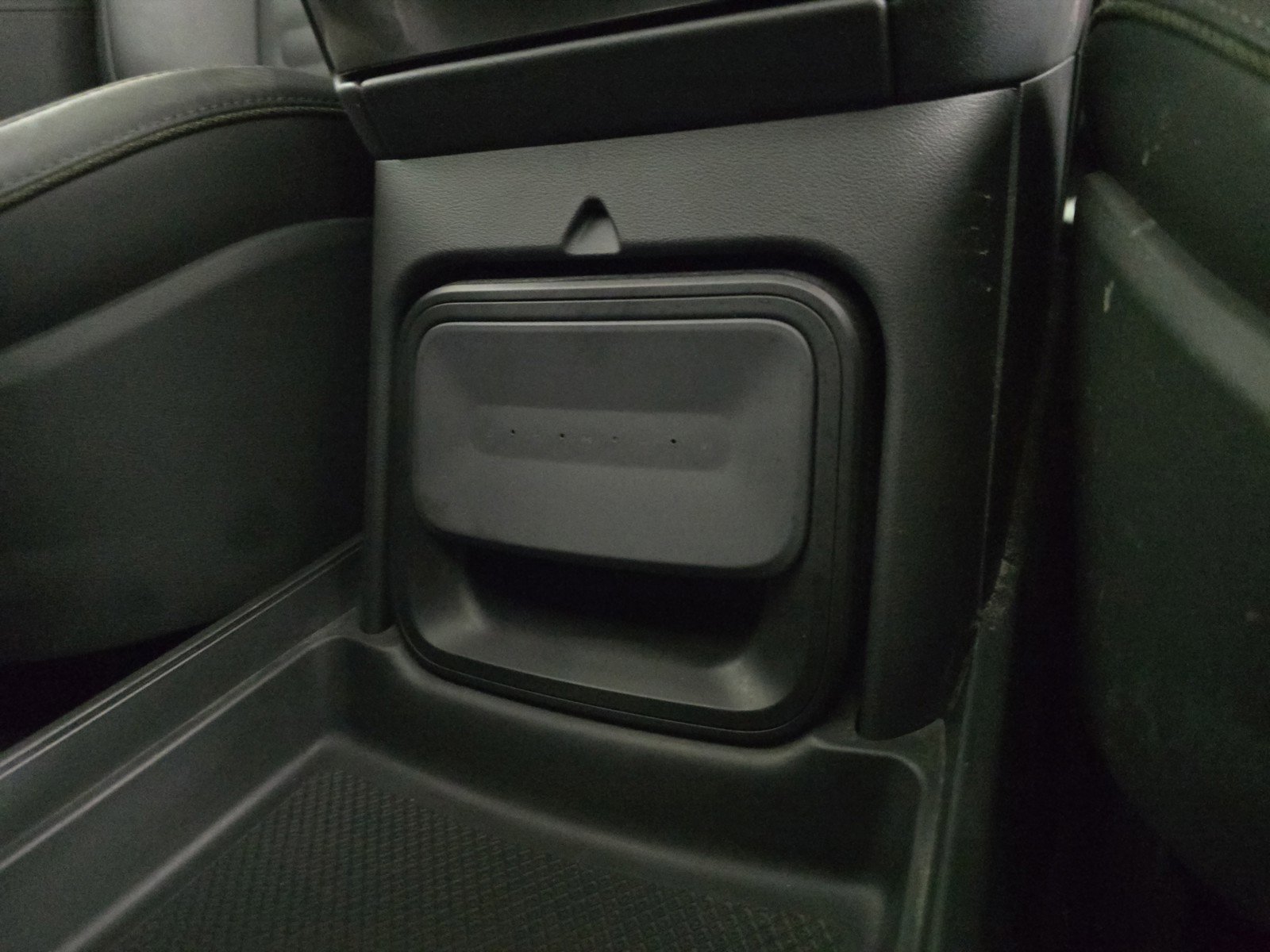 Used 2022 Rivian R1S Launch Edition AWD/4WD image 33