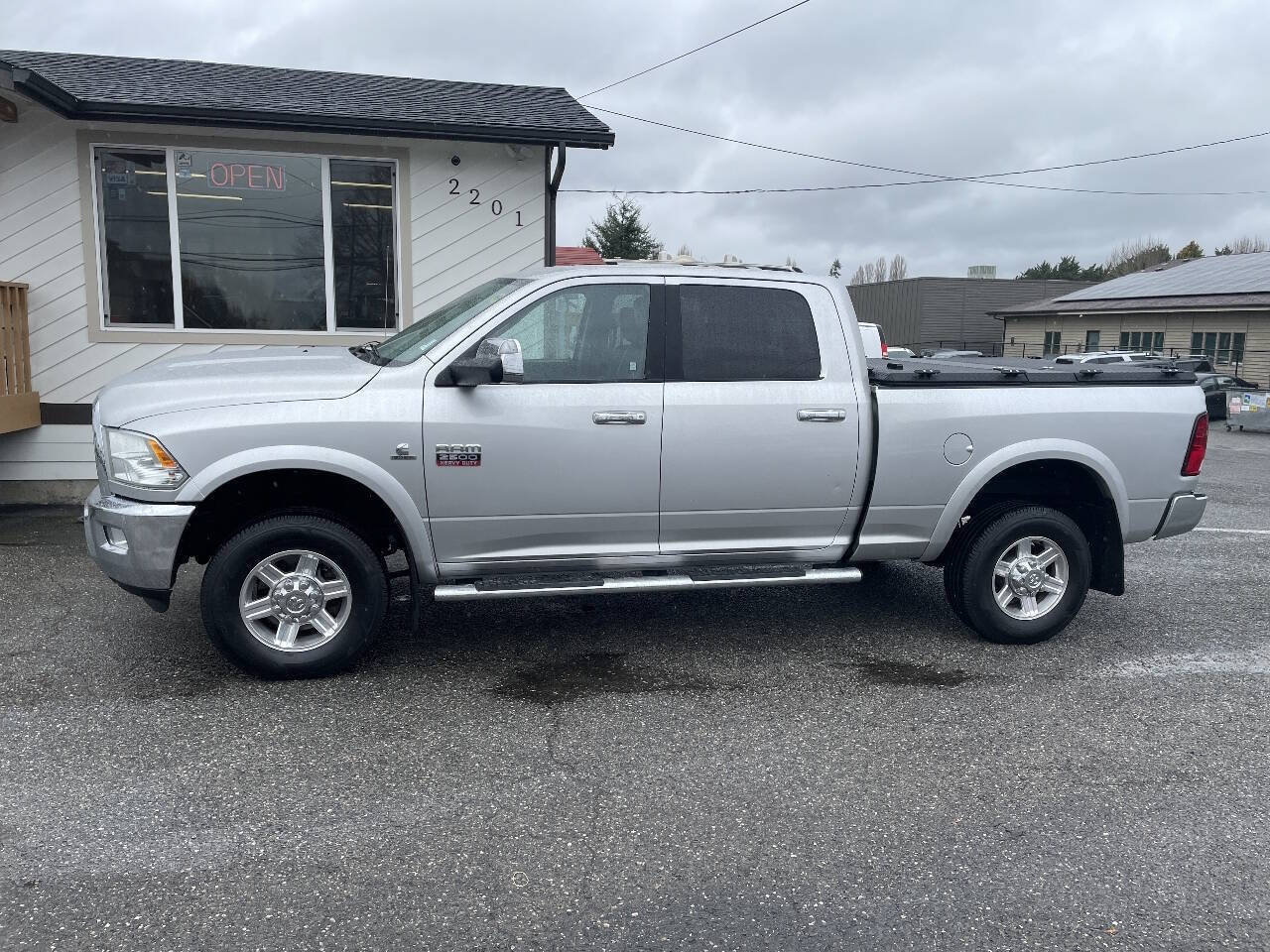 Used 2012 RAM 2500 Laramie w/ Protection Group AWD/4WD image 2