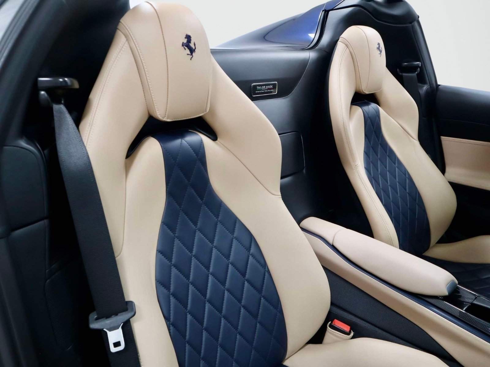 Certified 2023 Ferrari 812 GTS RWD image 15