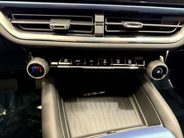 New 2026 Chevrolet Equinox EV LT image 35