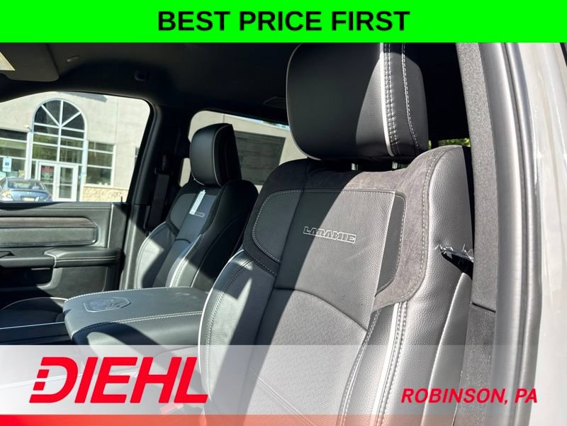 New 2026 RAM 3500 Laramie AWD/4WD image 22