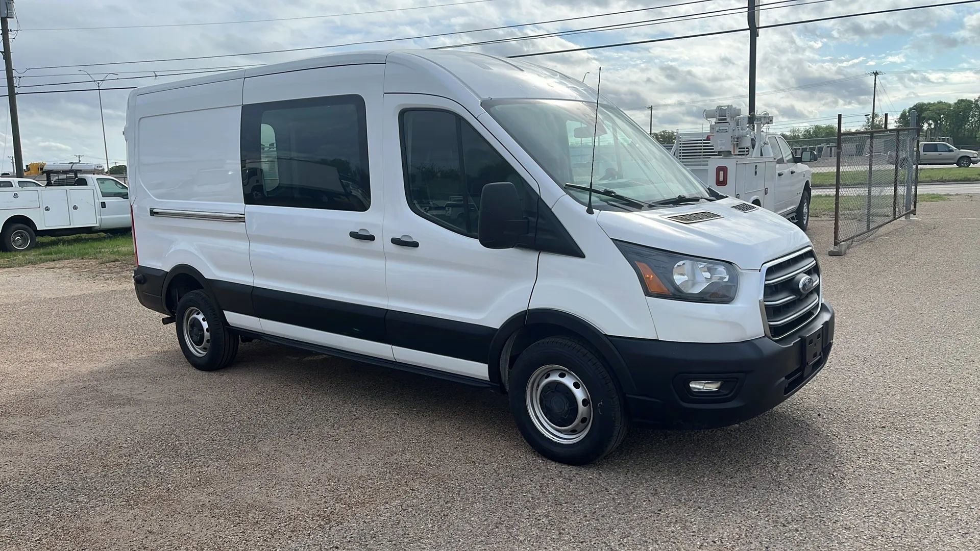 Used 2020 Ford Transit 250 Medium Roof w/ Load Area Protection Package image 6