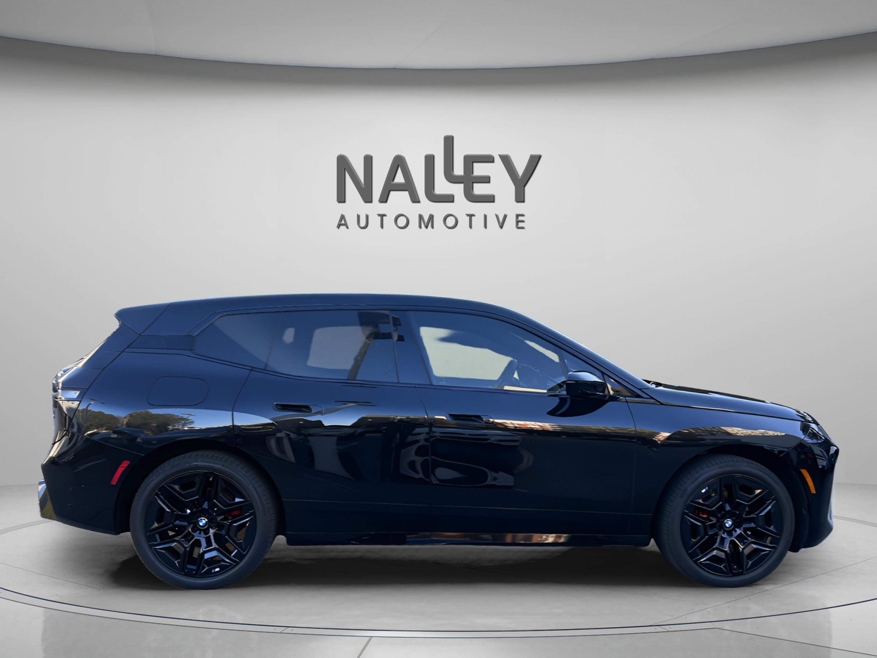 Used 2026 BMW iX xDrive60 w/ M Sport Package image 4