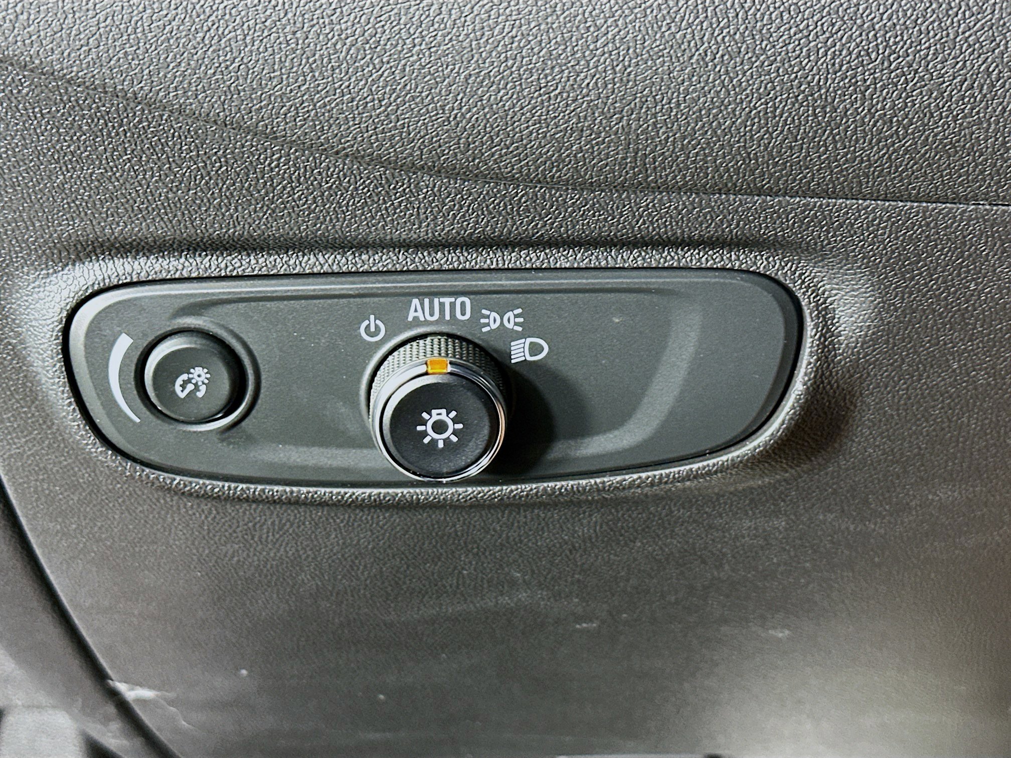 Used 2024 Chevrolet Equinox LT image 17