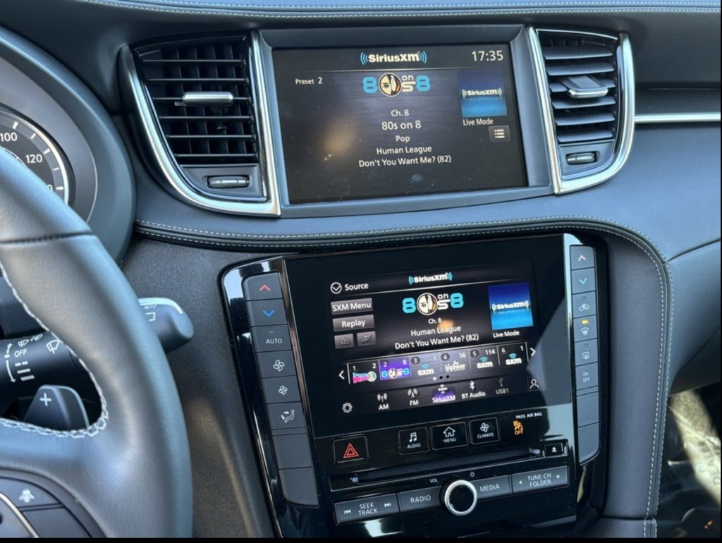 New 2025 INFINITI QX50 Pure image 17