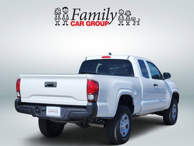 Used 2022 Toyota Tacoma SR image 4