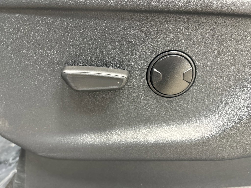 Used 2024 Ford F150 XLT w/ FX4 Off-Road Package image 24