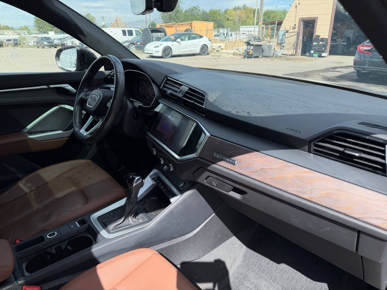Used 2020 Audi Q3 2.0T Premium Plus w/ Premium Plus Package AWD/4WD image 16