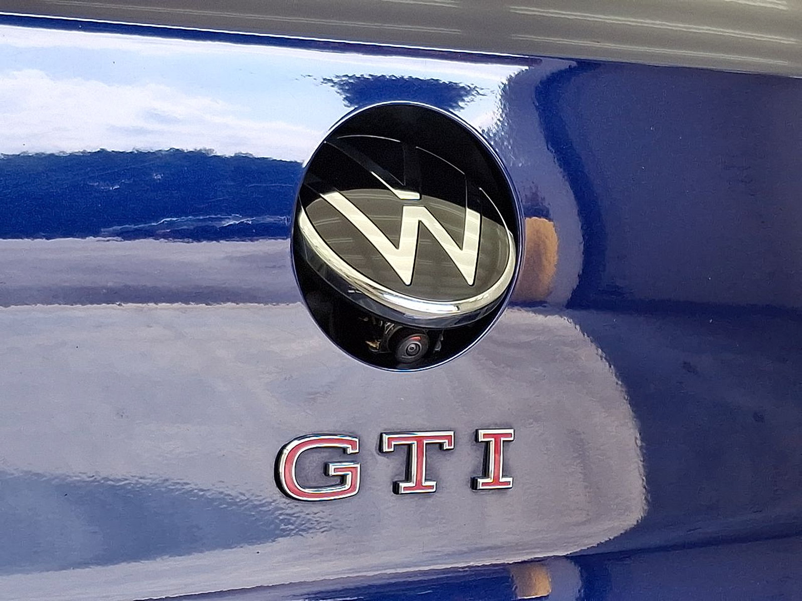 Used 2022 Volkswagen GTI S FWD image 27