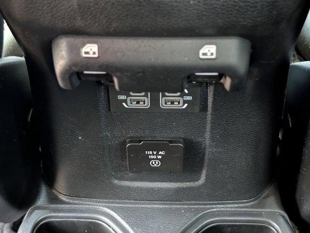 Used 2021 Jeep Wrangler Unlimited Rubicon AWD/4WD image 29