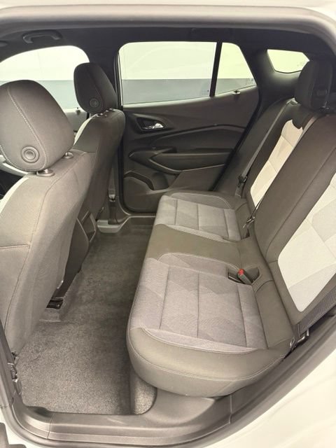 Used 2024 Chevrolet Trax RS FWD image 57