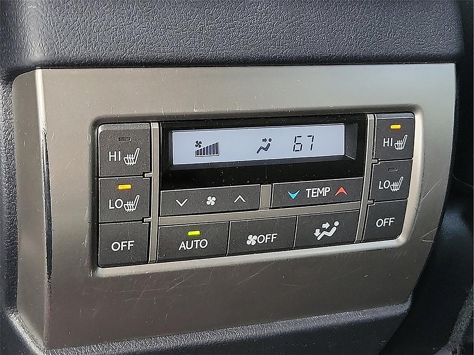 Used 2015 Lexus GX 460 w/ Premium Package AWD/4WD image 26