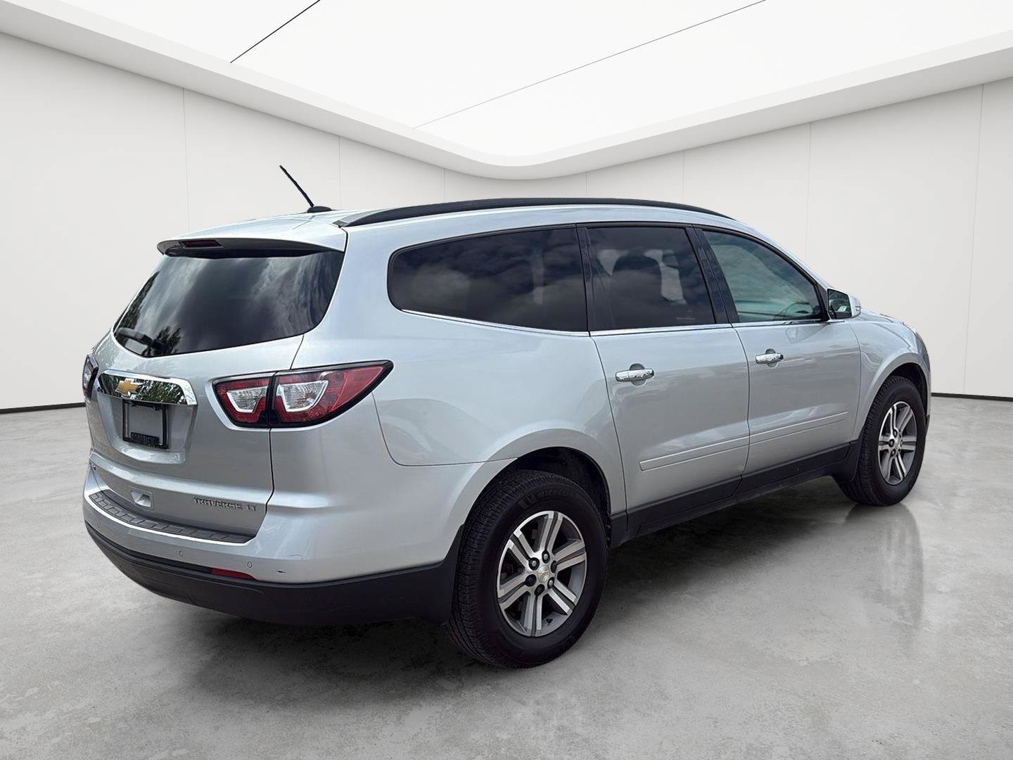 Used 2015 Chevrolet Traverse LT AWD/4WD image 4