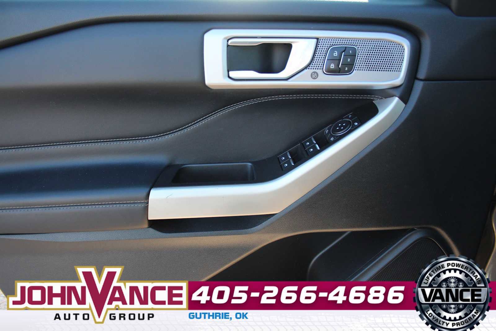 Used 2021 Ford Explorer Limited w/ Equipment Group 301A image 25