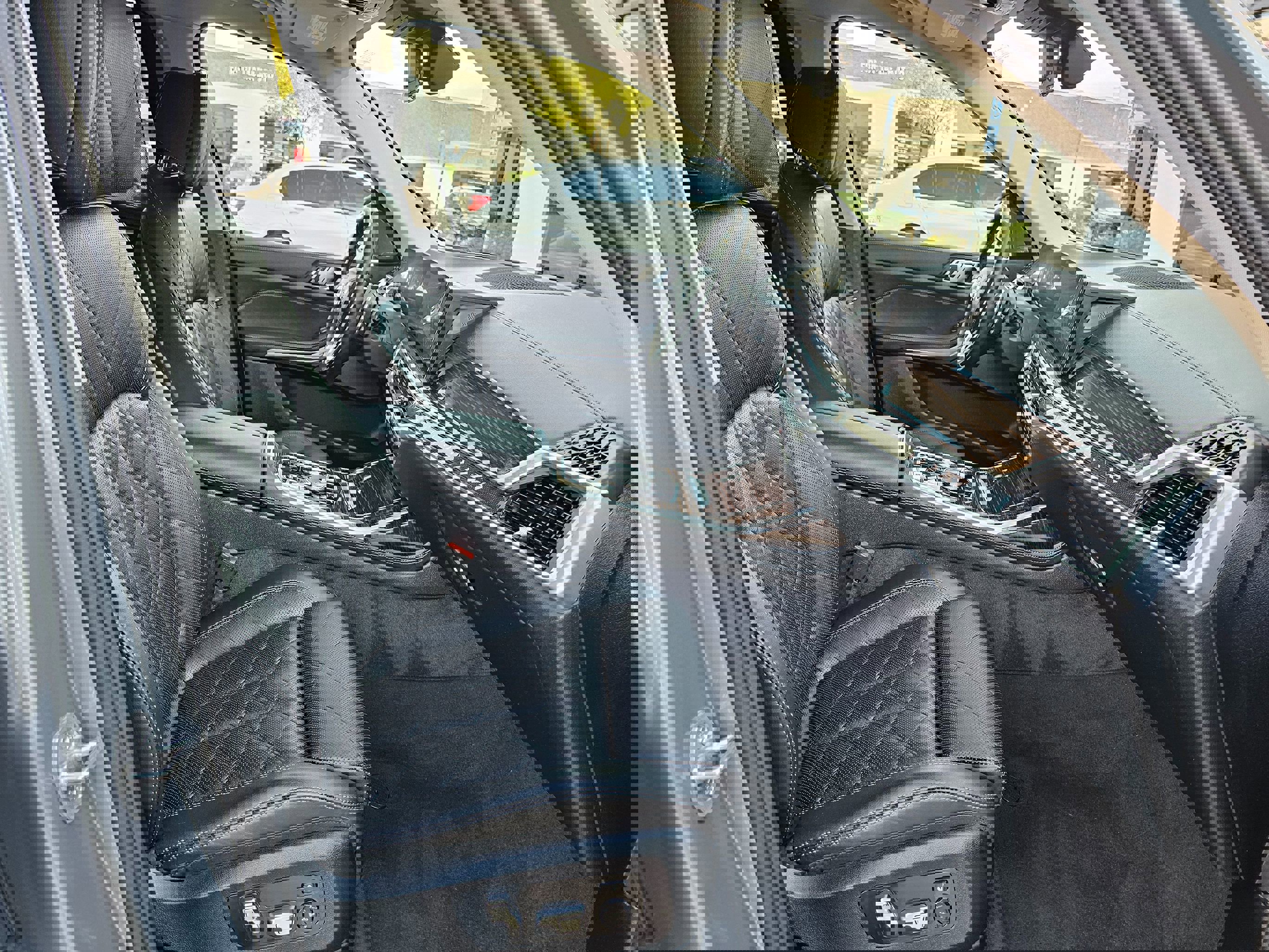 Used 2025 BMW X7 xDrive40i image 35