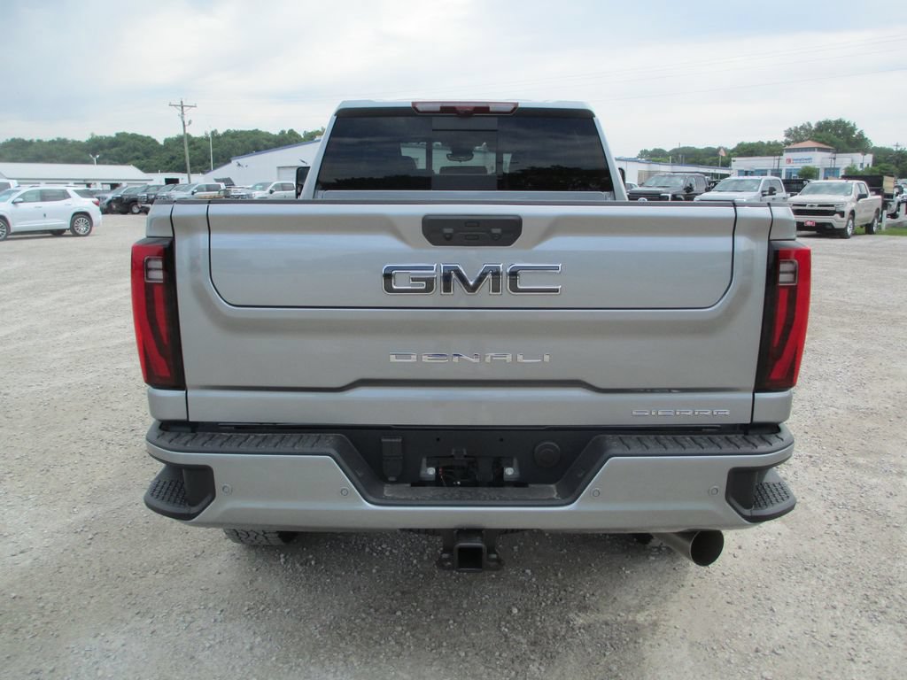 New 2026 GMC Sierra 2500 Denali Ultimate AWD/4WD image 6