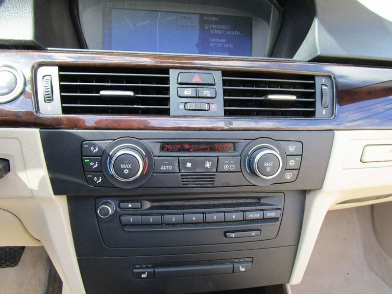 Used 2009 BMW 328i Convertible image 20