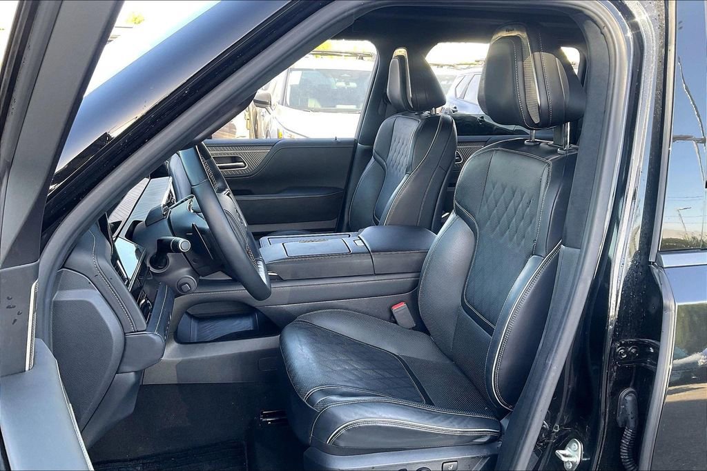 Used 2025 INFINITI QX80 Autograph AWD/4WD image 24