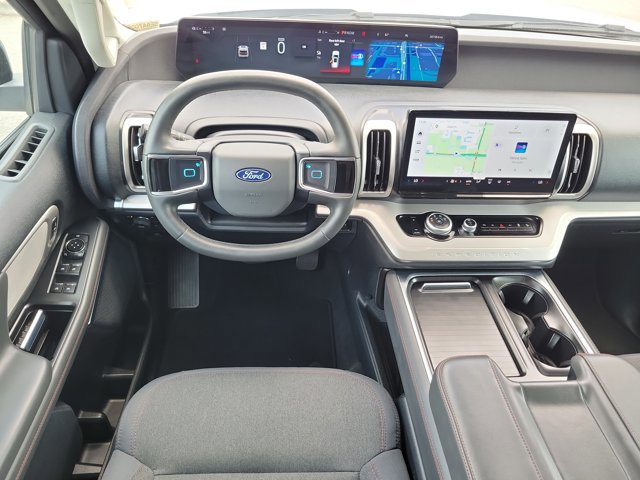 Certified 2025 Ford Expedition Active AWD/4WD image 20