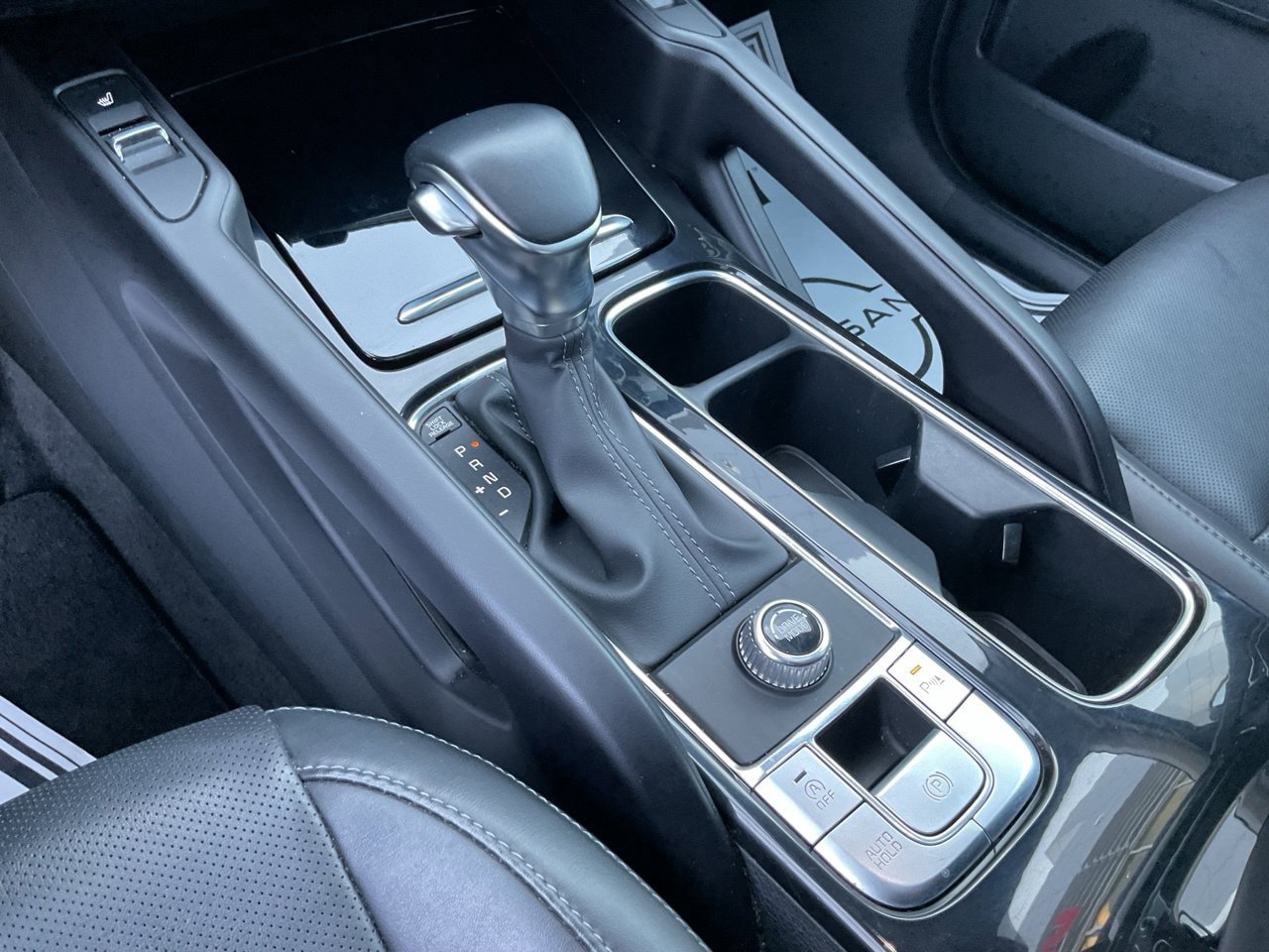 Used 2025 Kia Telluride S FWD image 28