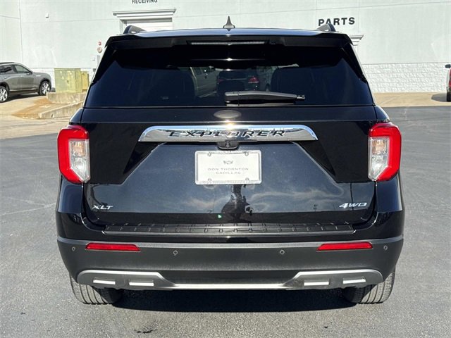 Used 2023 Ford Explorer XLT w/ Equipment Group 202A image 3