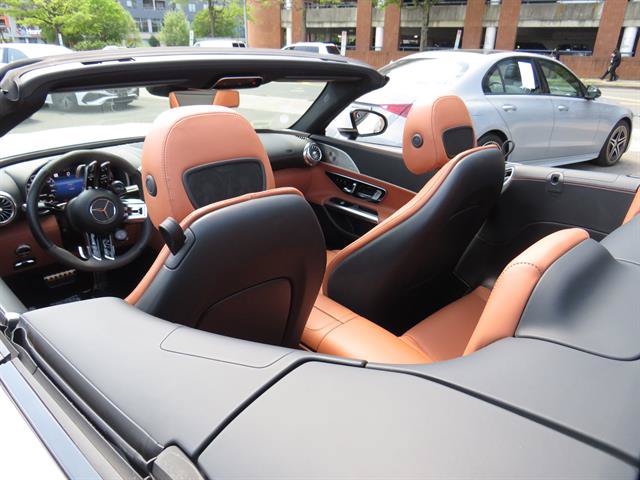 Used 2022 Mercedes-Benz SL 55 AMG 4MATIC image 19