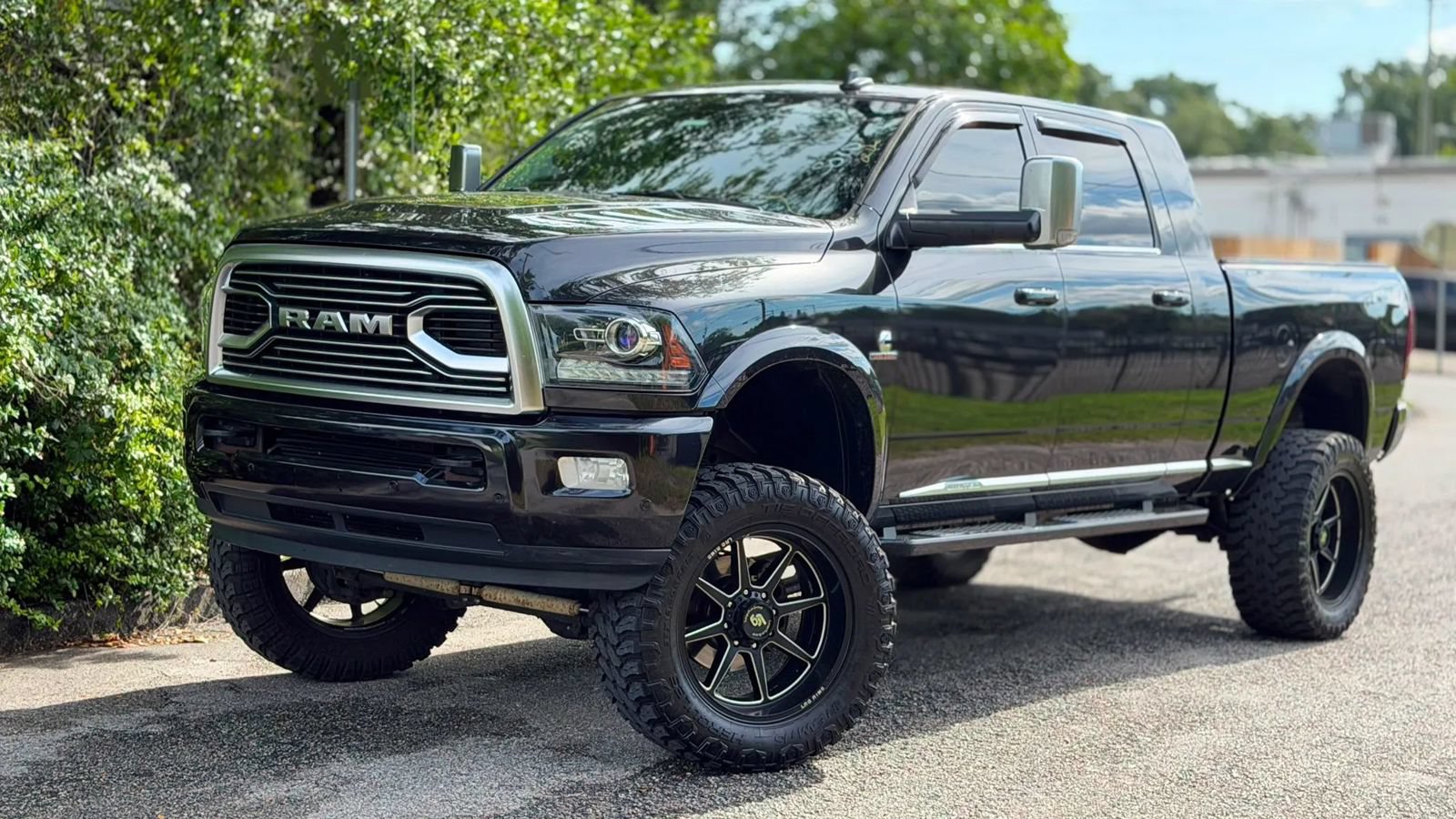Used 2018 RAM 2500 Limited AWD/4WD image 5