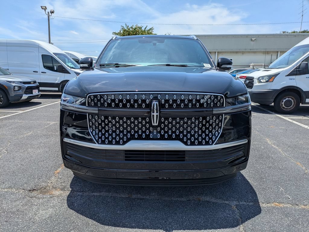 New 2027 Lincoln Navigator Reserve AWD/4WD image 9