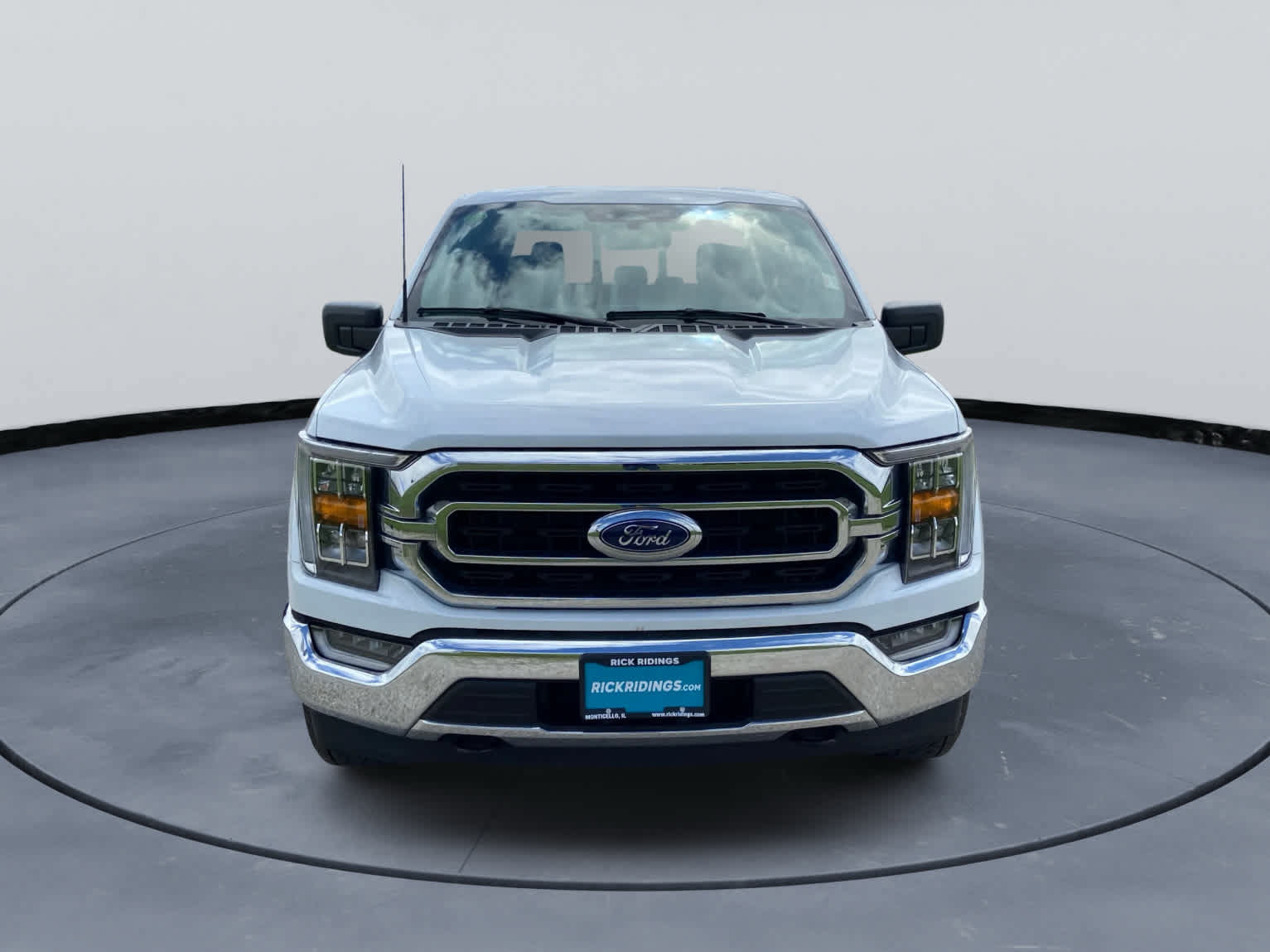 Used 2023 Ford F150 XLT w/ Equipment Group 302A High AWD/4WD image 3
