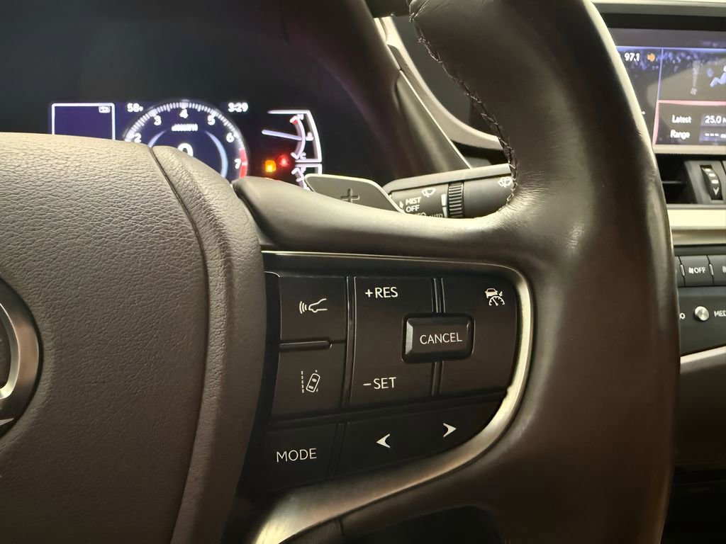 Used 2021 Lexus ES 350 w/ Premium Package FWD image 19