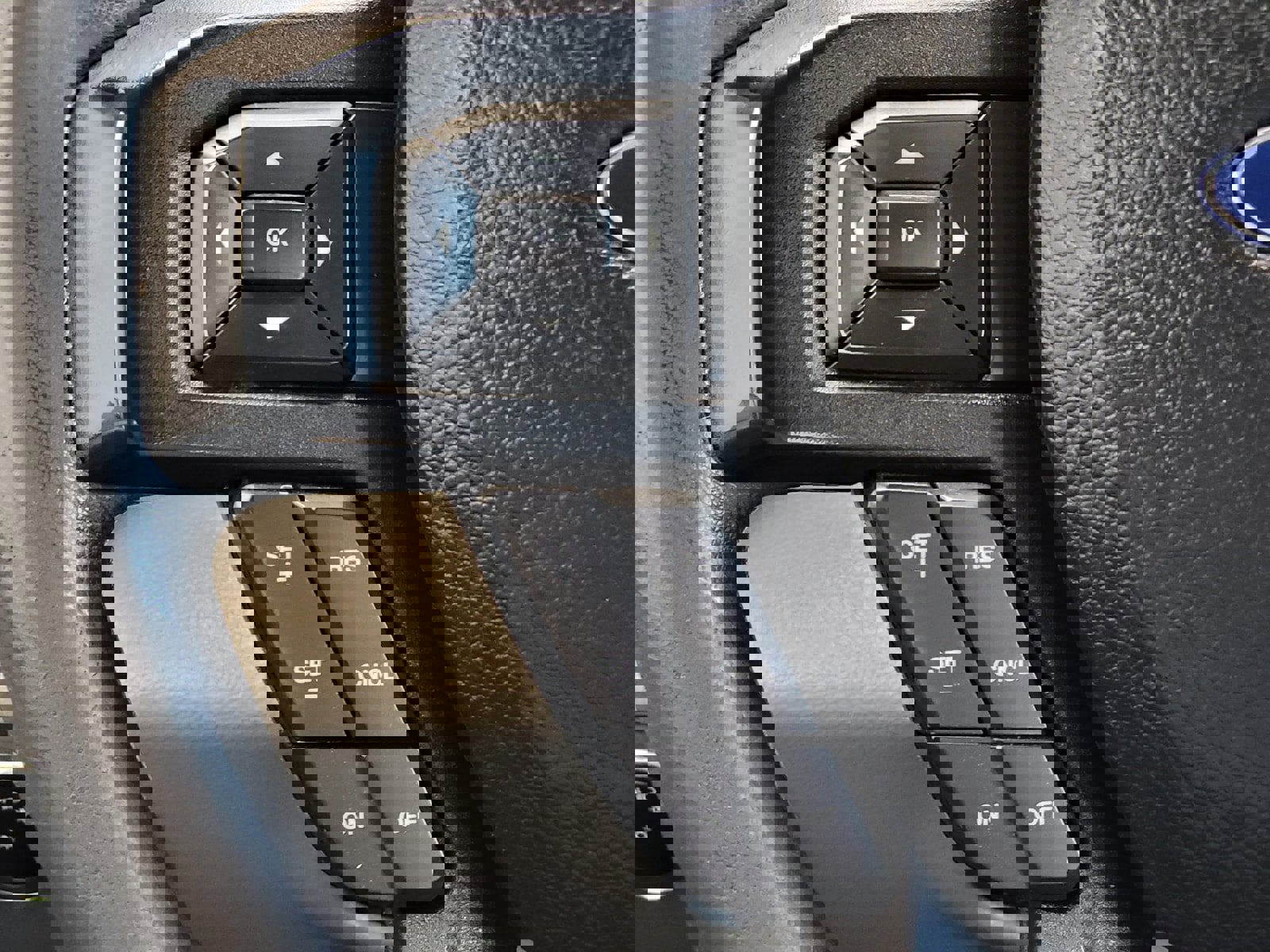 Used 2017 Ford F550 2WD Regular Cab Super Duty image 19