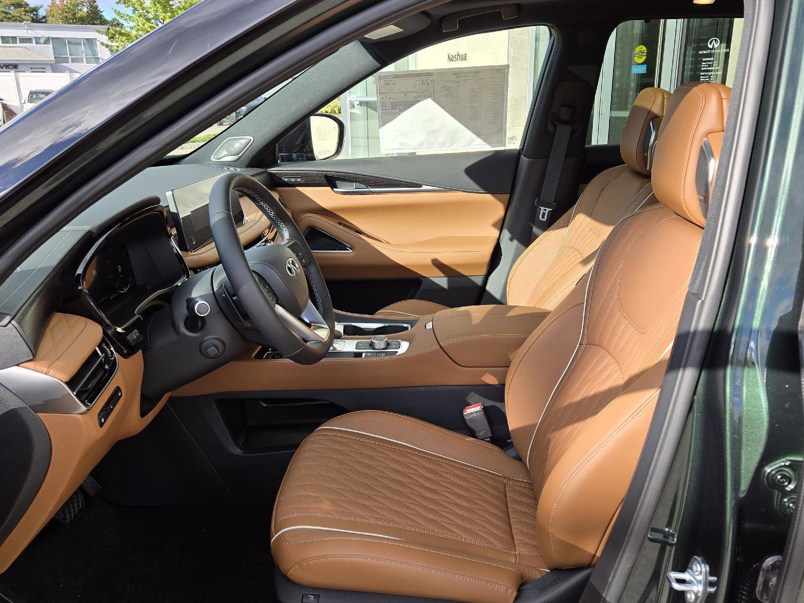 New 2026 INFINITI QX60 Autograph w/ Dark Cargo Package image 3