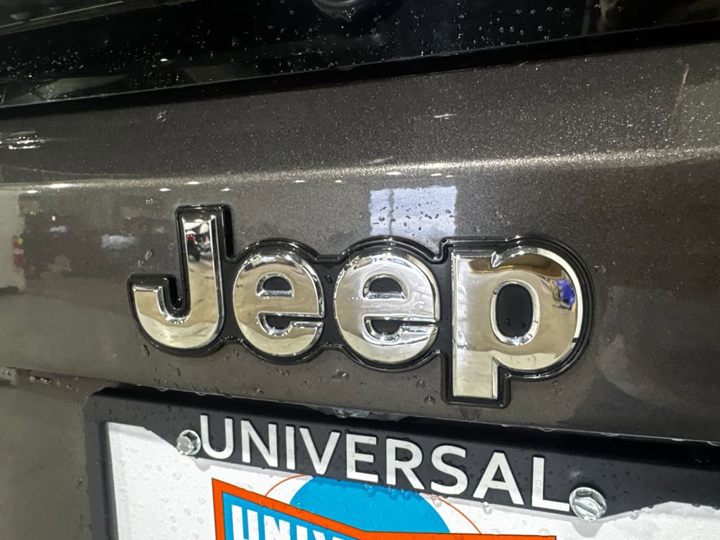 Used 2021 Jeep Renegade Latitude w/ Convenience Group image 35