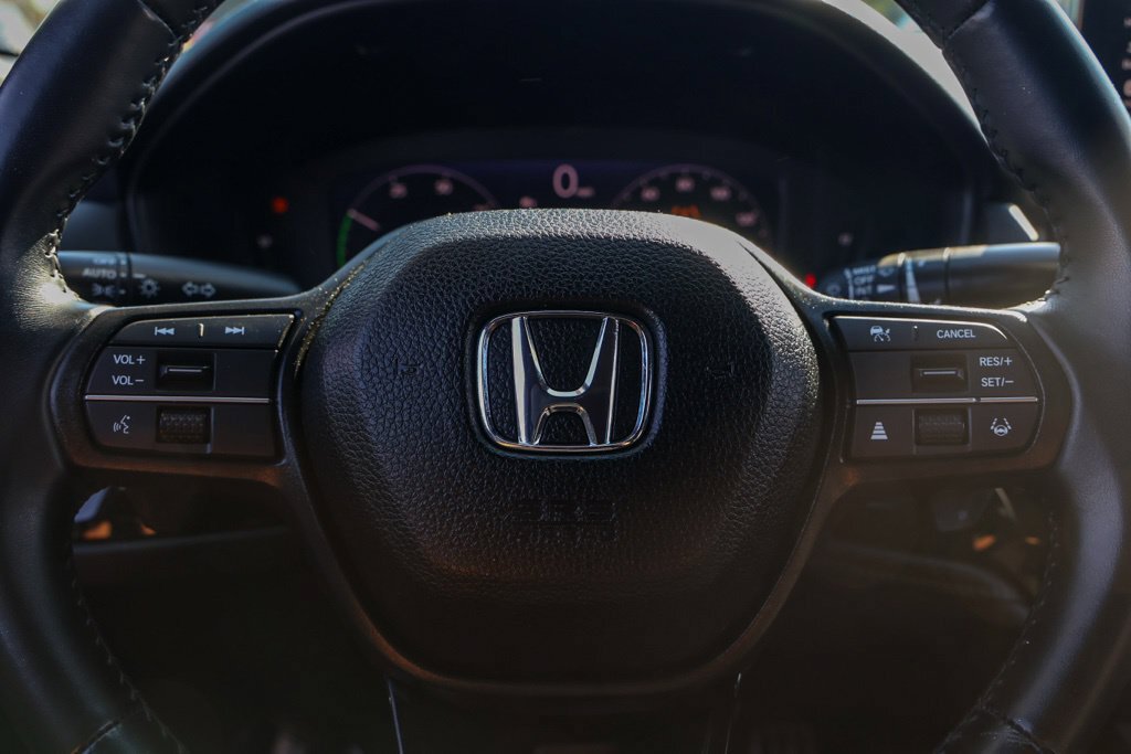 Used 2025 Honda Accord Sport image 25