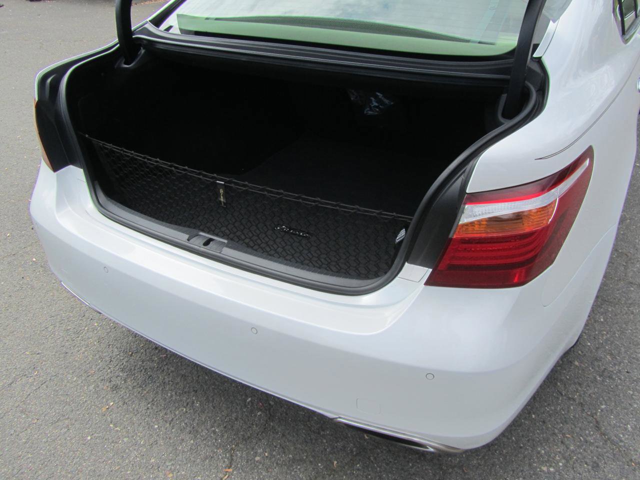 Used 2011 Lexus LS 460 Luxury w/ Luxury Value Edition image 20