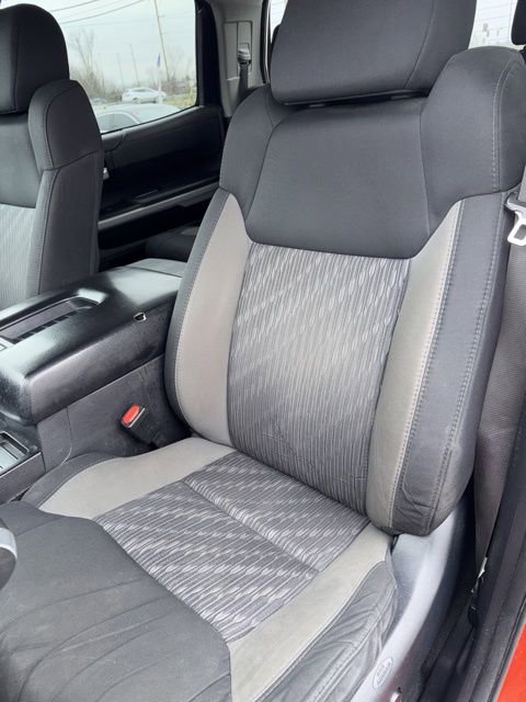 Used 2018 Toyota Tundra SR5 w/ TRD Off Road Package image 11