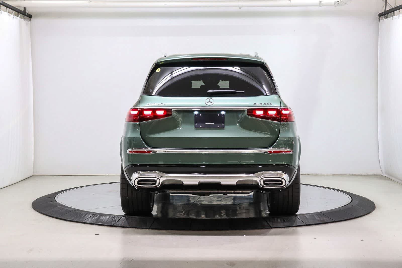 New 2026 Mercedes-Benz Maybach GLS 600 4MATIC image 3