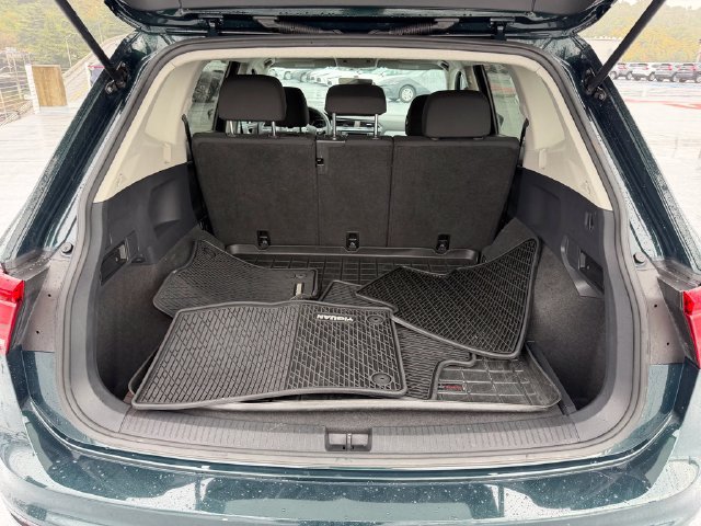 Used 2019 Volkswagen Tiguan S w/ Driver Assistance Package AWD/4WD image 10