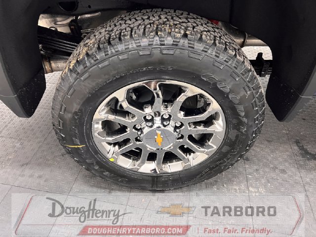 New 2026 Chevrolet Silverado 2500 LTZ w/ LTZ Plus Package AWD/4WD image 18