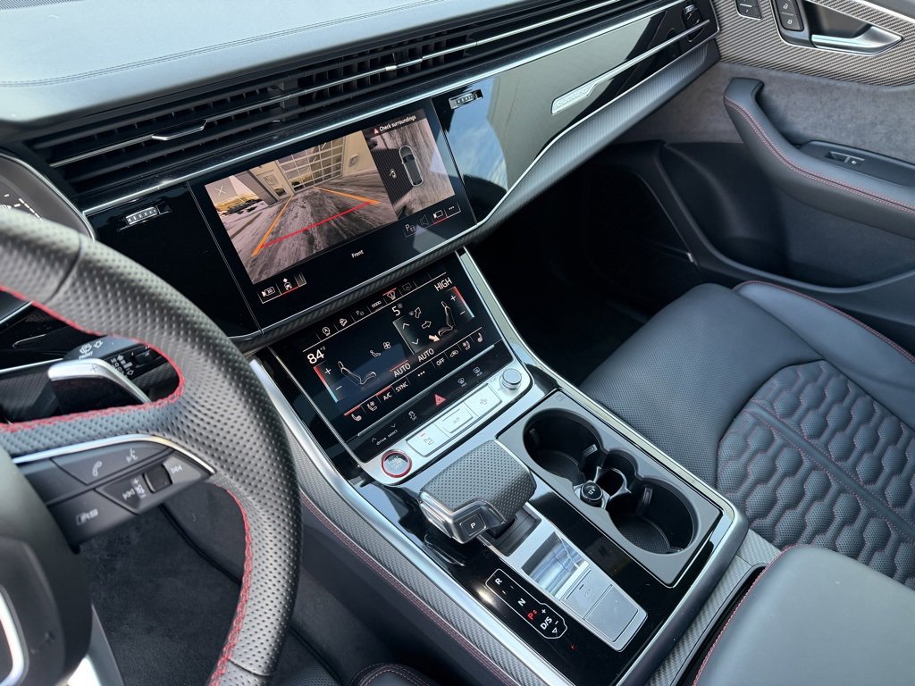 Used 2025 Audi RS Q8 performance image 31