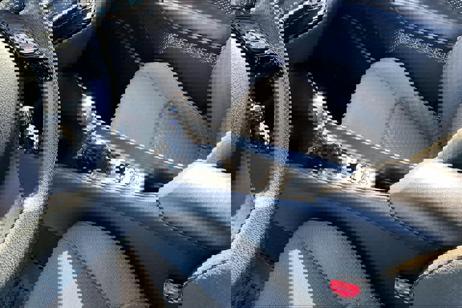 Used 2021 Toyota C-HR LE image 16