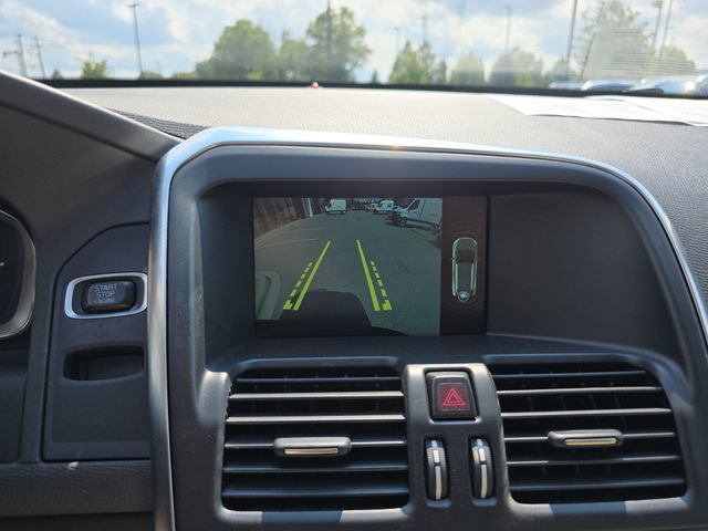 Used 2016 Volvo XC60 T5 Premier w/ Proximity Package FWD image 27