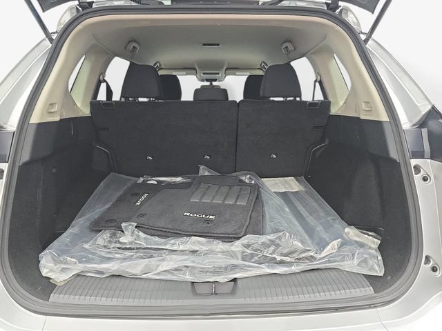 Used 2025 Nissan Rogue S AWD/4WD image 30